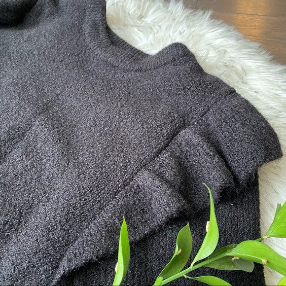 H&M sweater (Small) - Picture 3 of 5